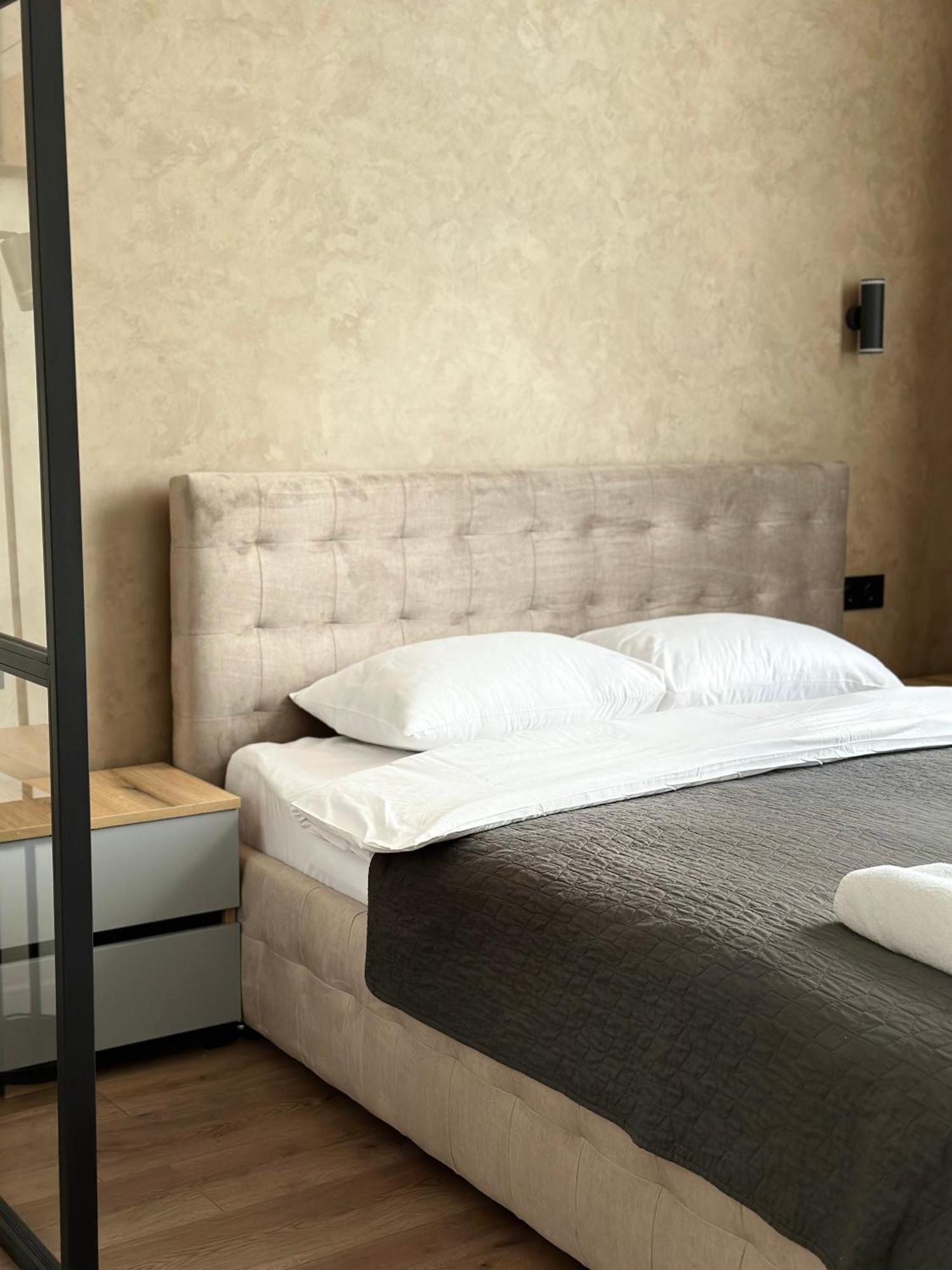Romantic Apartments - In The Center Of Lviv , King-Size Bed Εξωτερικό φωτογραφία