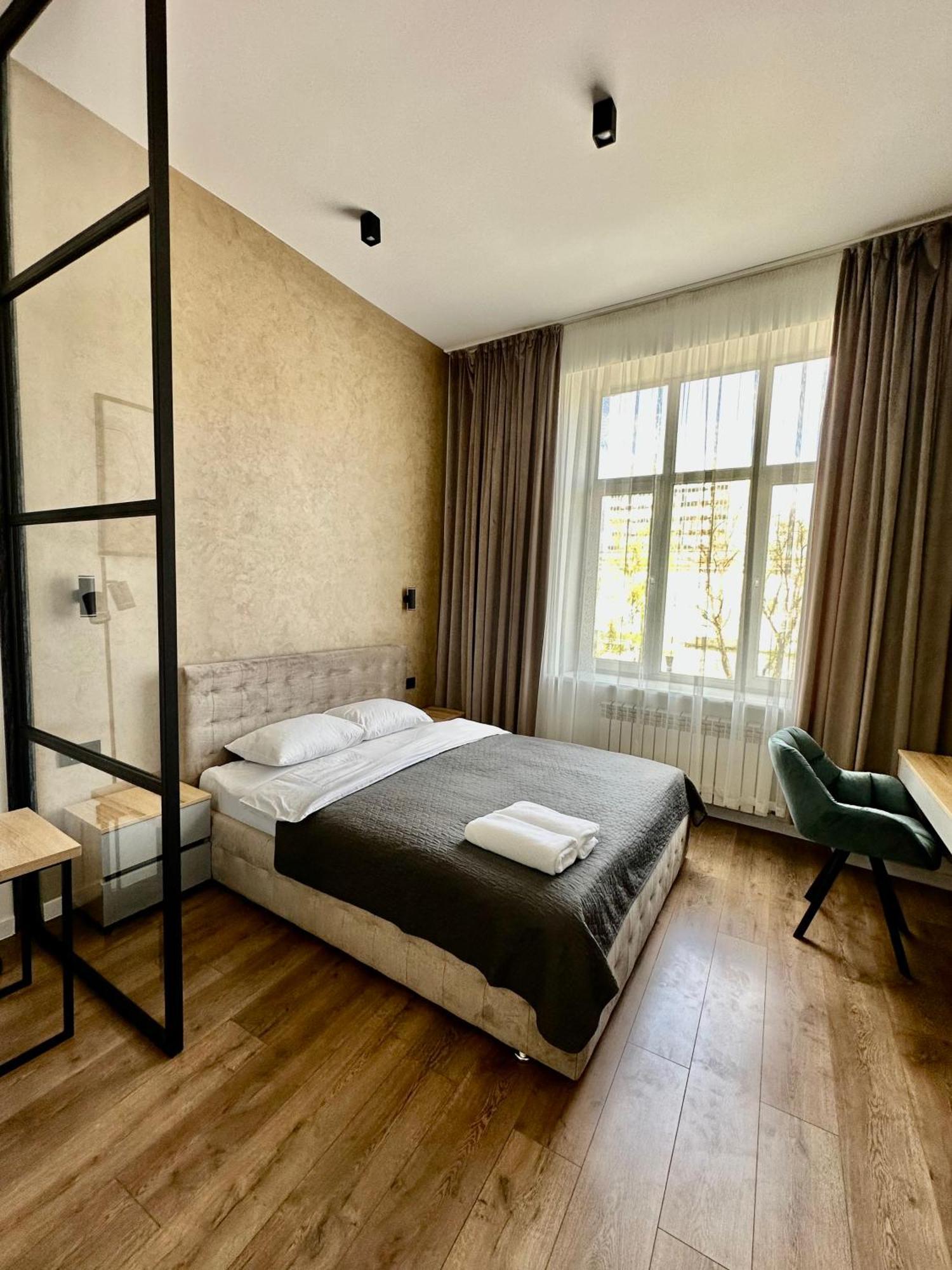 Romantic Apartments - In The Center Of Lviv , King-Size Bed Εξωτερικό φωτογραφία